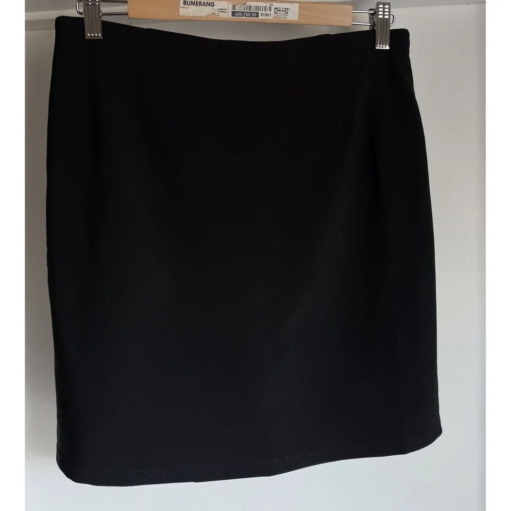 Boston Proper Skort Size S Black Solid Women Skirt Shorts Casual Mini